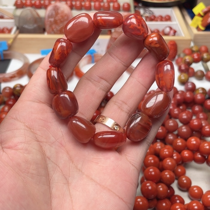 南红玛瑙未镶嵌手链