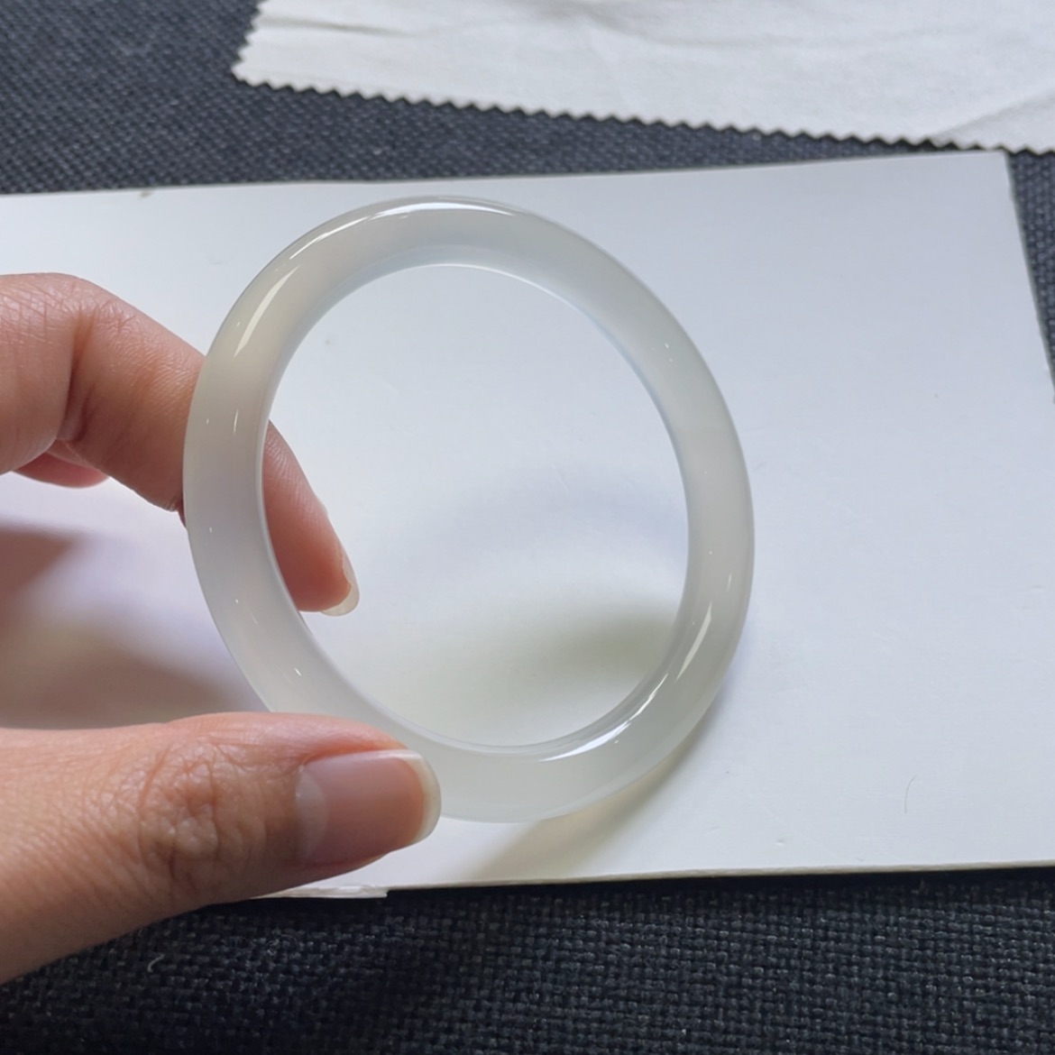 【闪购商品】玛瑙/玉髓颈饰未镶嵌手镯58