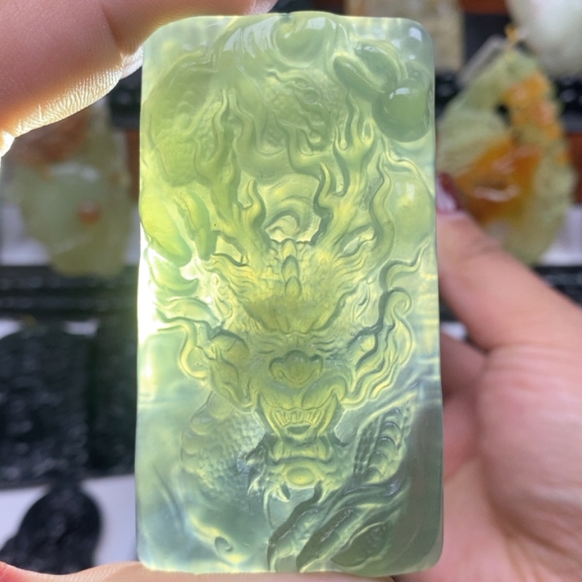 【闪购商品】蛇纹石玉颈饰未镶嵌