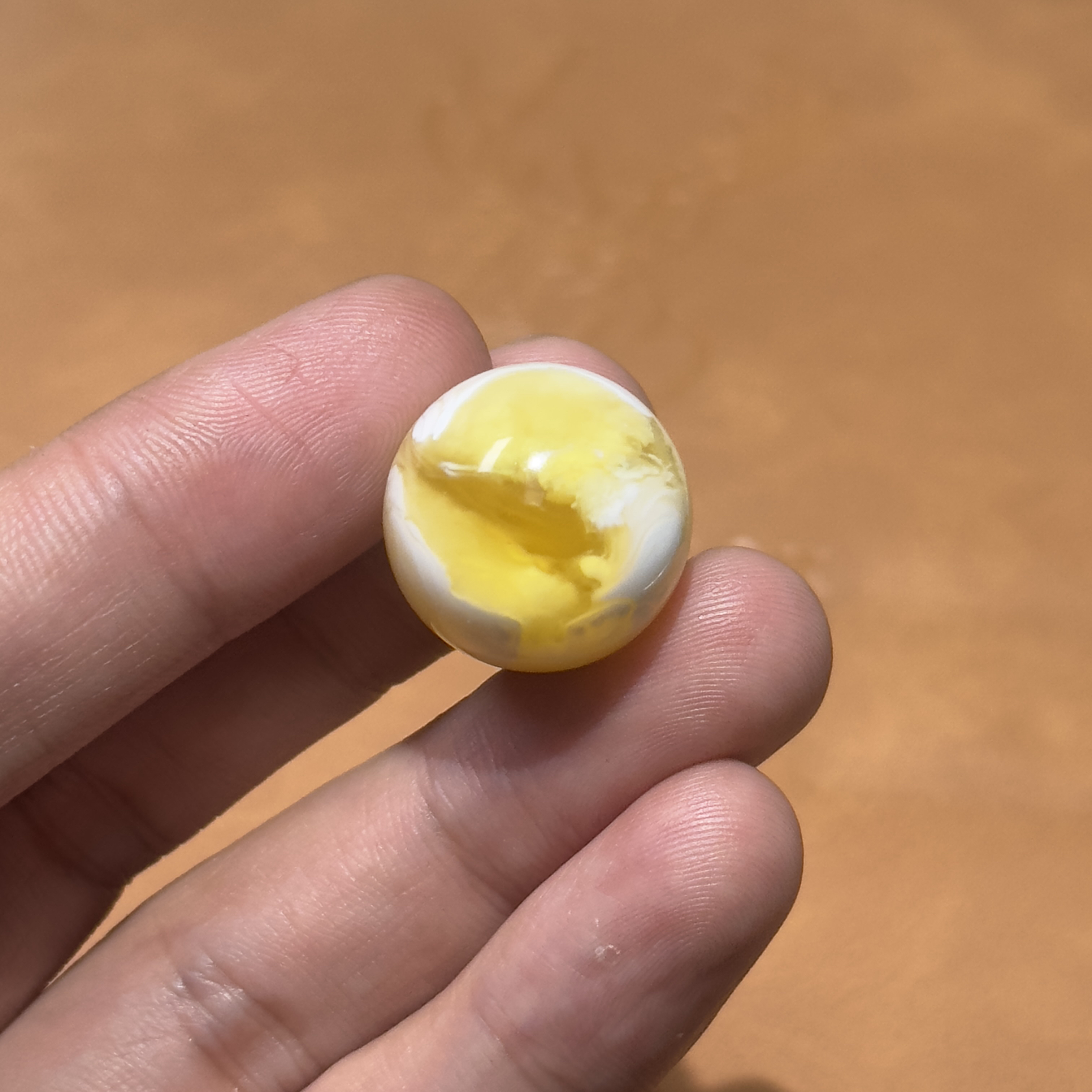 天然琥珀蜜蜡 金瓷白溶洞 圆珠尺寸19.5mm