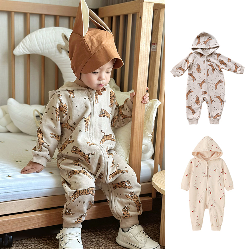 秋冬婴儿连帽外出服宝宝长袖保暖拉链连体爬服男女童加厚爬服超萌