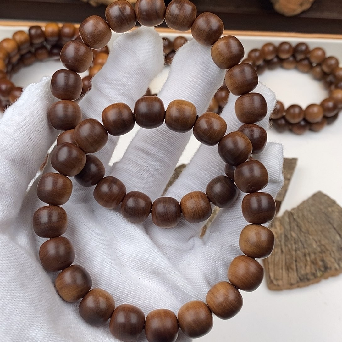 执***手其他檀香木全沉水10*11印度迈索尔老山檀香