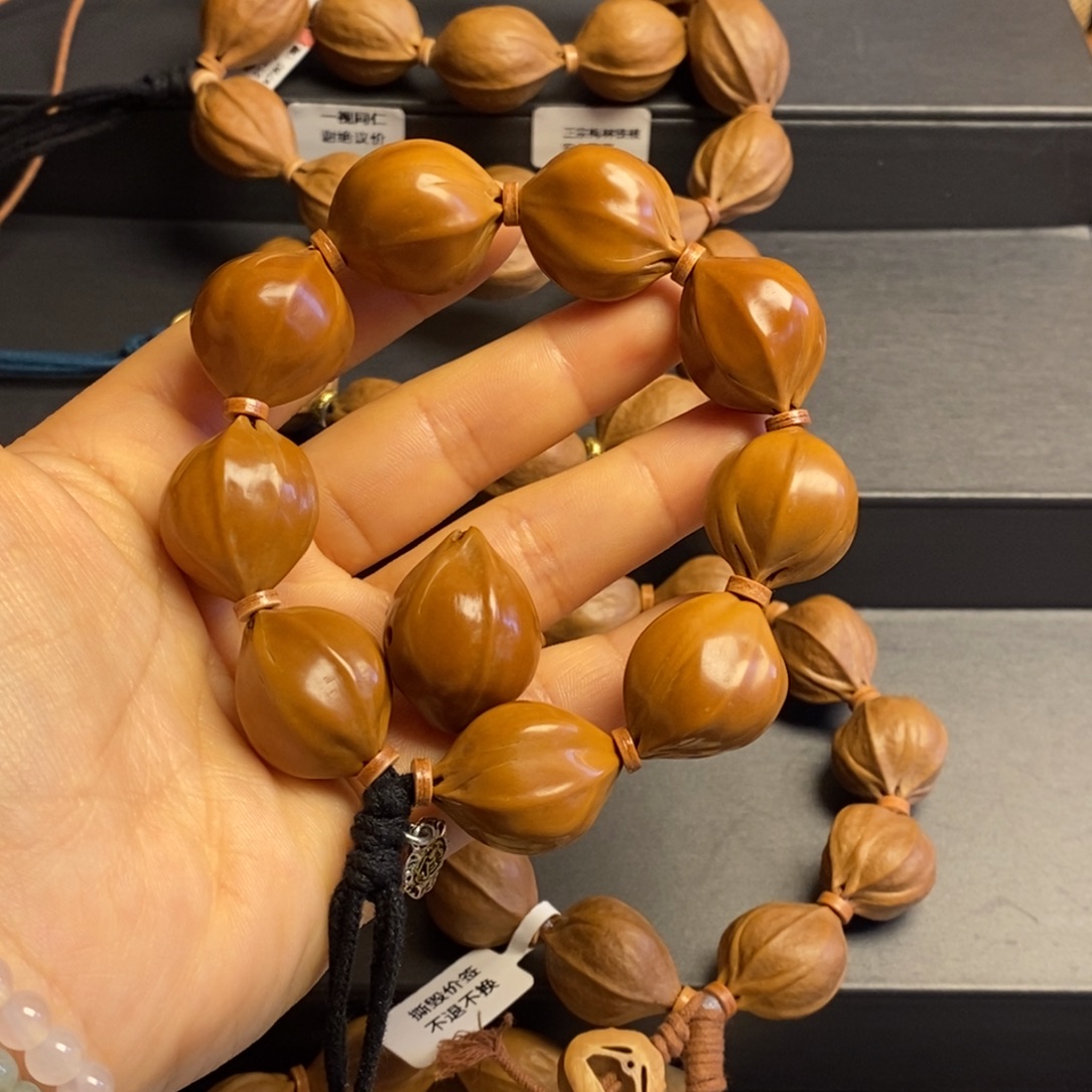 宋***宇手串/手链橄榄核梅林铁核20/25左右（四花）