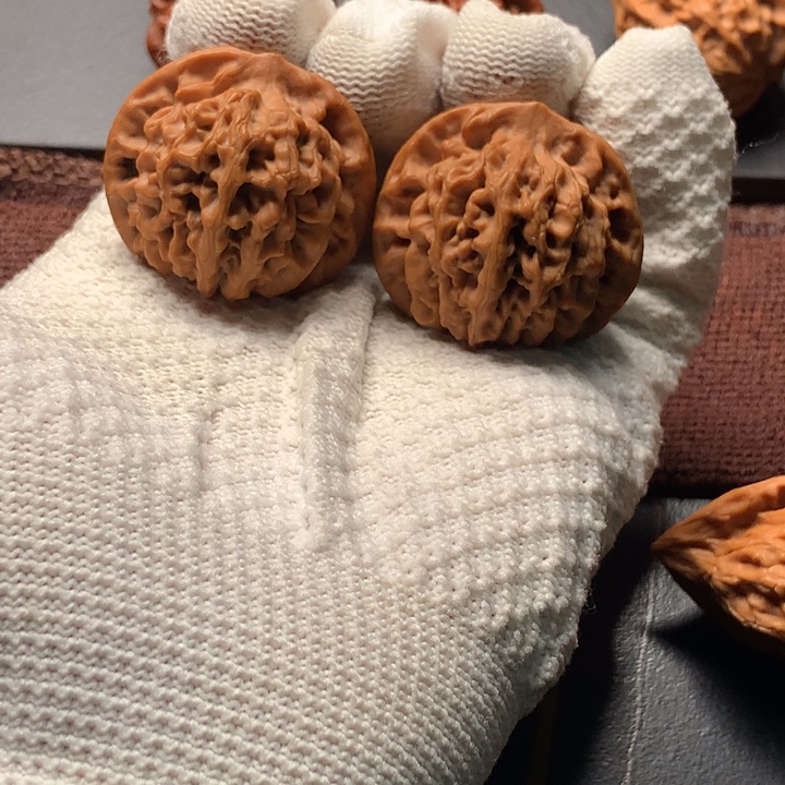 枫***把件文玩核桃秦闷