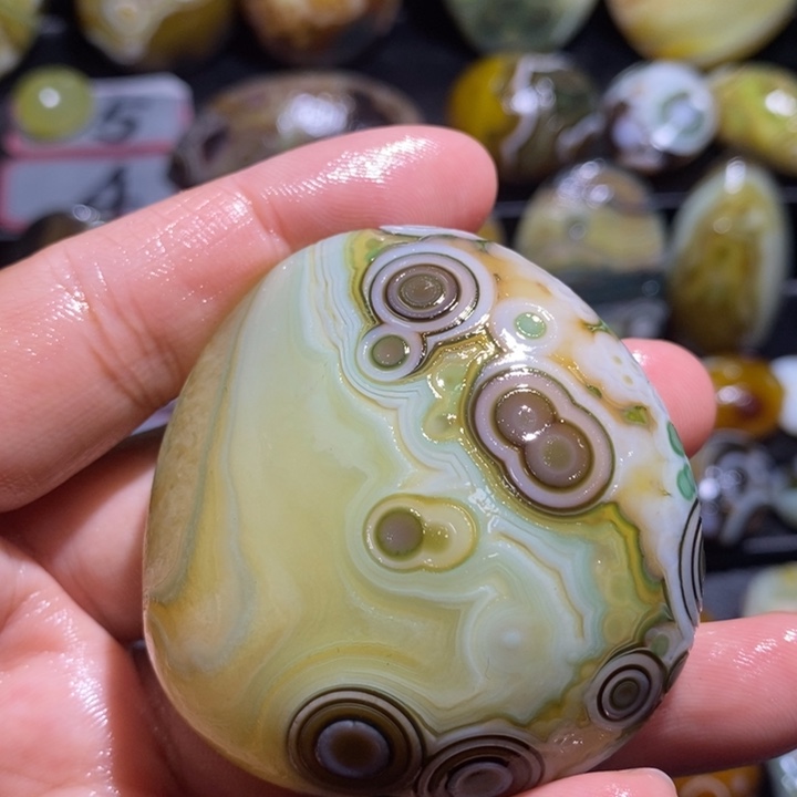 玛瑙/玉髓未镶嵌珠宝奇石207