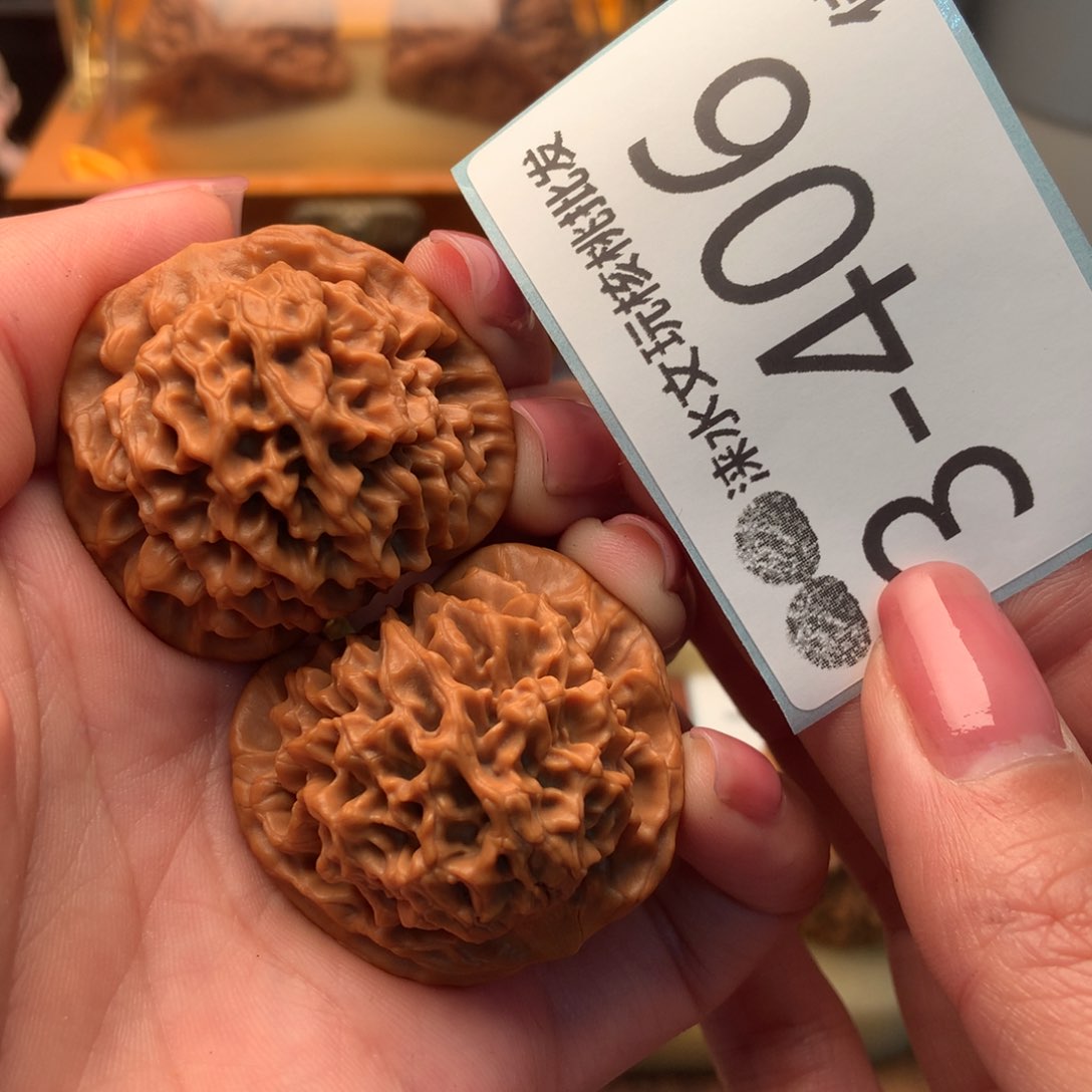 文玩核桃把件38秦闷