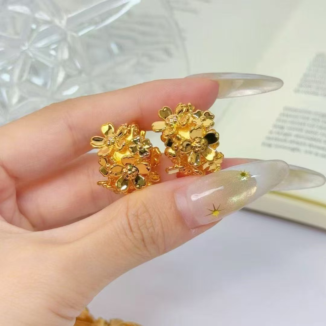 9700 足金5D无氢工艺 繁花锦簇耳扣 小众设计复古港风黄金耳饰女 