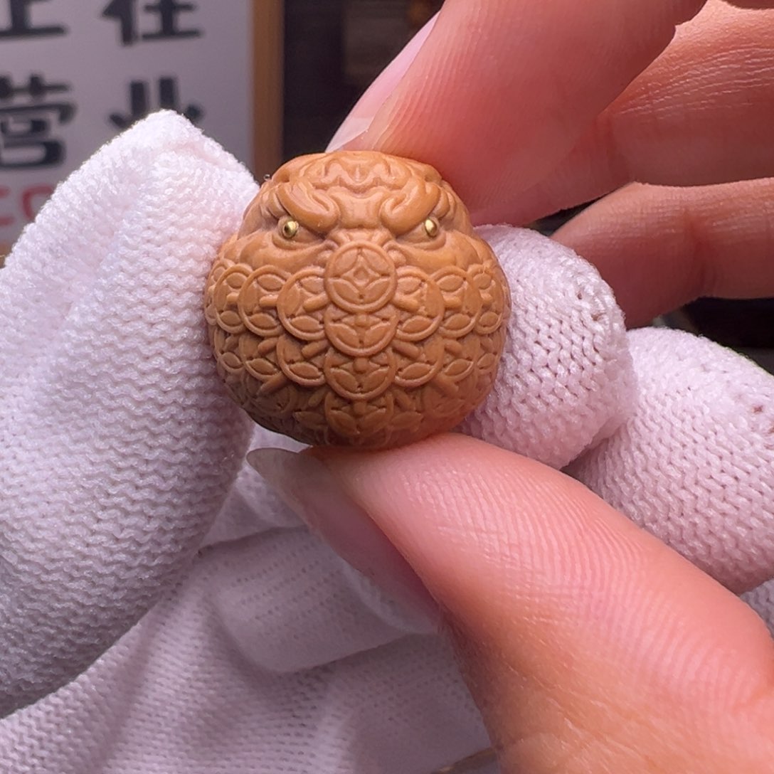 文玩核桃把件镶嵌款贪恶恶僧18左右尺寸全品有正常封口线