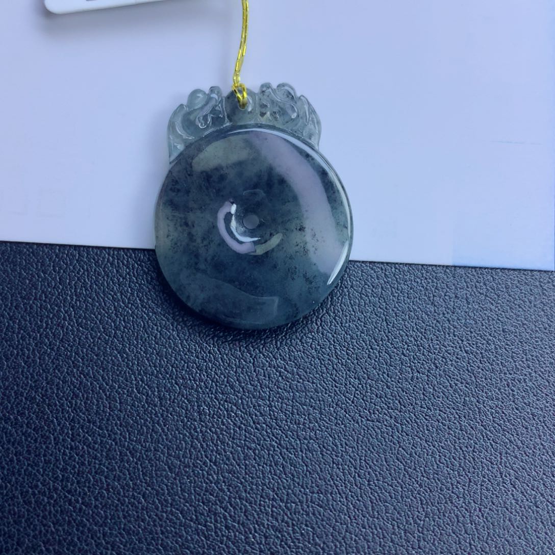 翡翠颈饰未镶嵌福贝