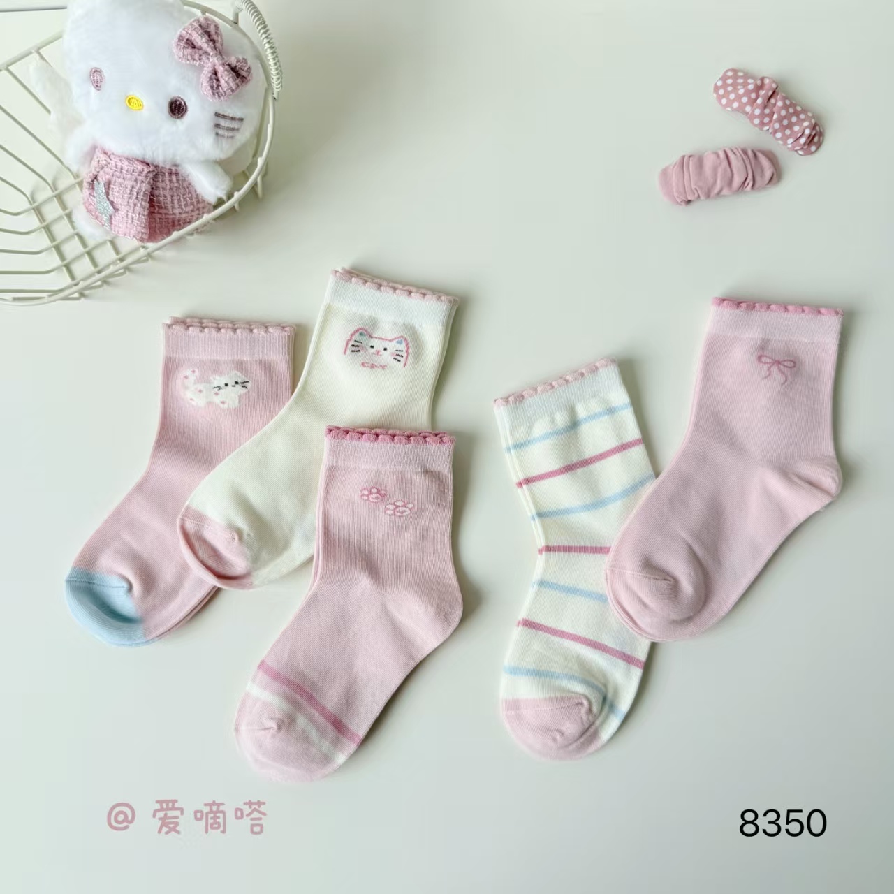 爱嘀嗒秋冬新款女童袜子女宝宝卡通可爱系潮袜女孩秋中筒袜