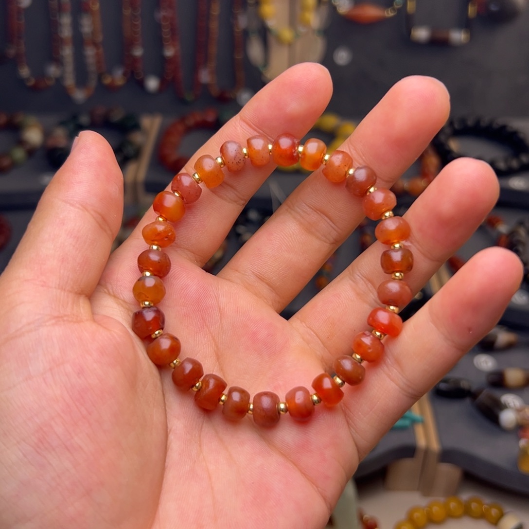 玛瑙/玉髓颈饰合金