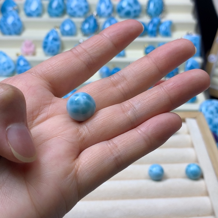 肯***叮针钠钙石（海纹石）未镶嵌手链