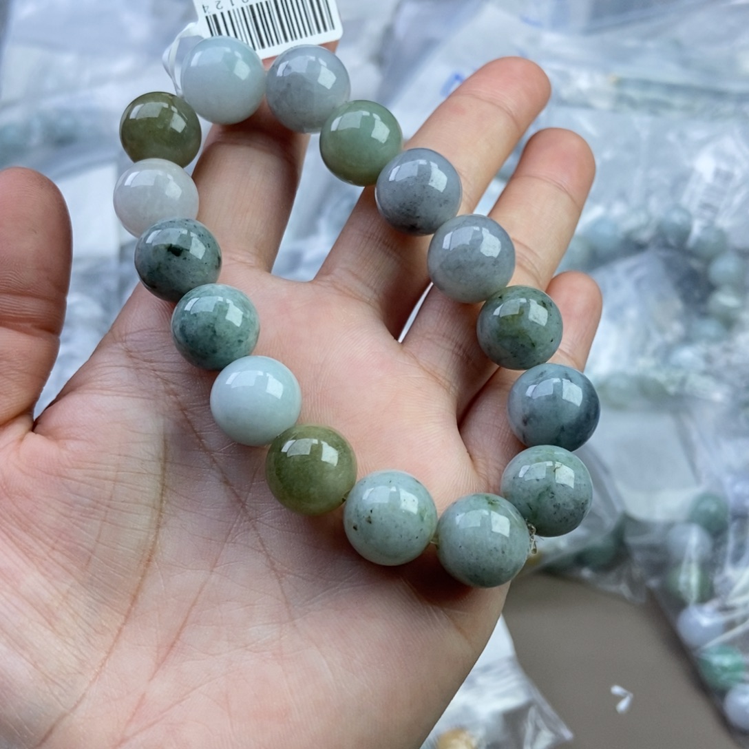 翡翠未镶嵌手链翡翠