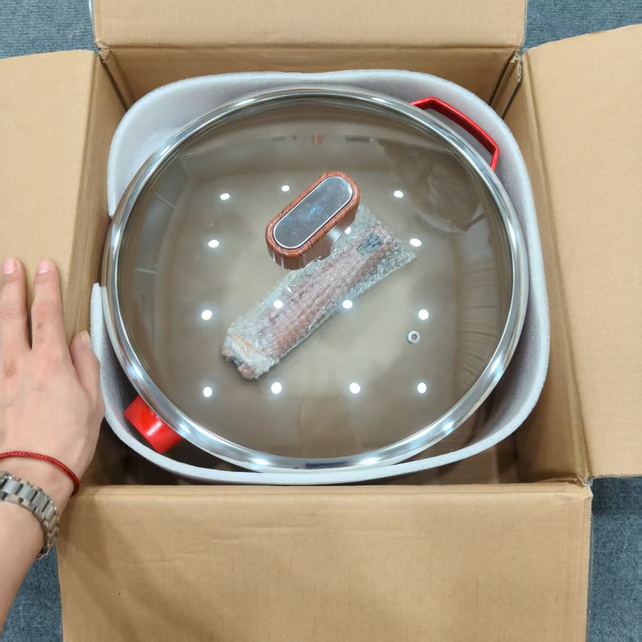 32cm 钛合金不粘锅