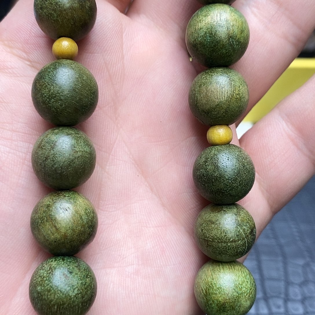 沉香碎屑沉香57莺歌绿