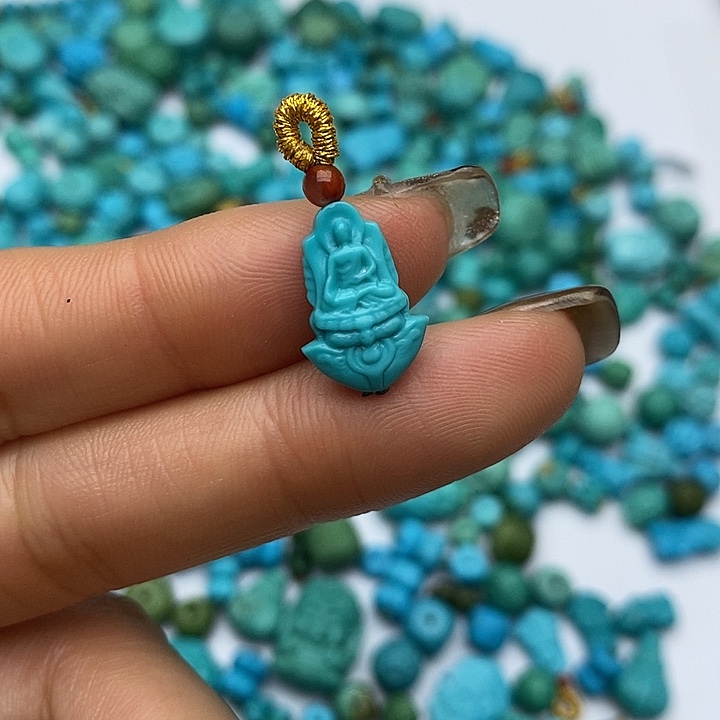 绿松石未镶嵌珠宝奇石