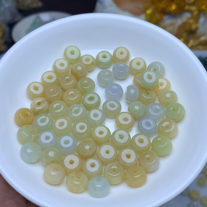 【闪购商品】翡翠手链未镶嵌卡5.6乘8.8冰黄鼓珠30个