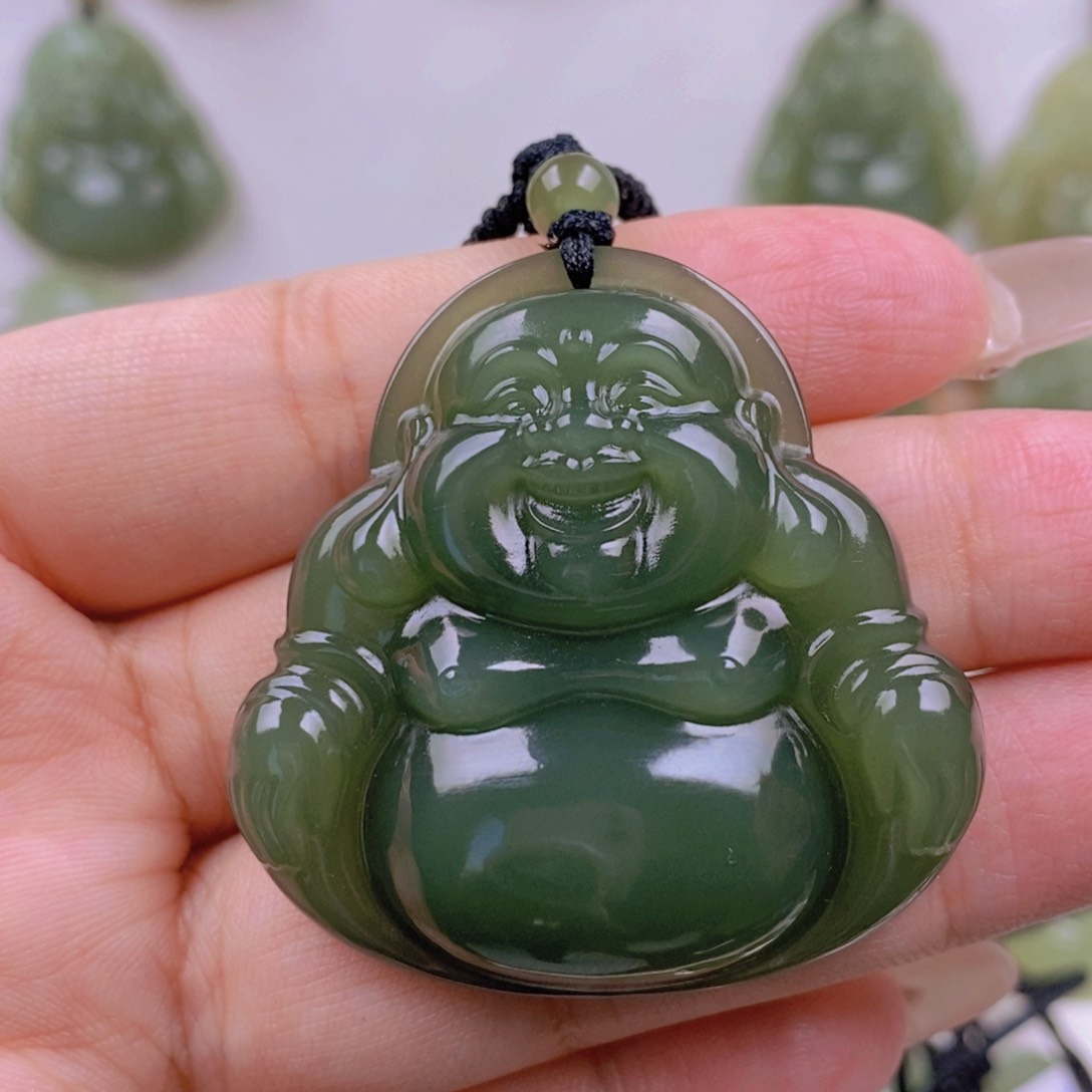 和田玉颈饰未镶嵌最*望