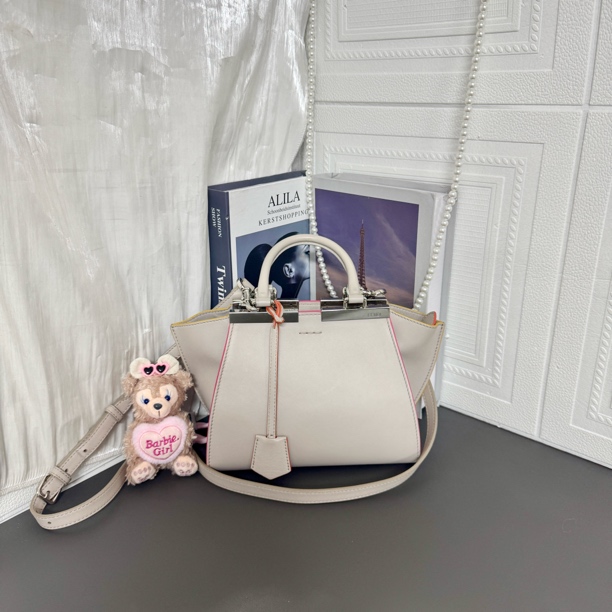 95新 FENDI/芬迪 95新 大象灰蝙蝠包手提包