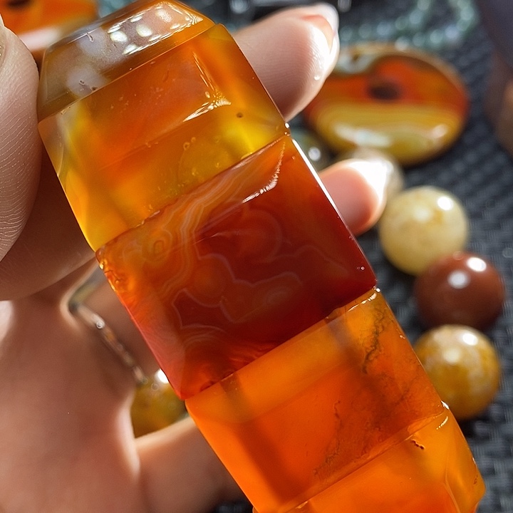 未镶嵌颈饰玛瑙/玉髓