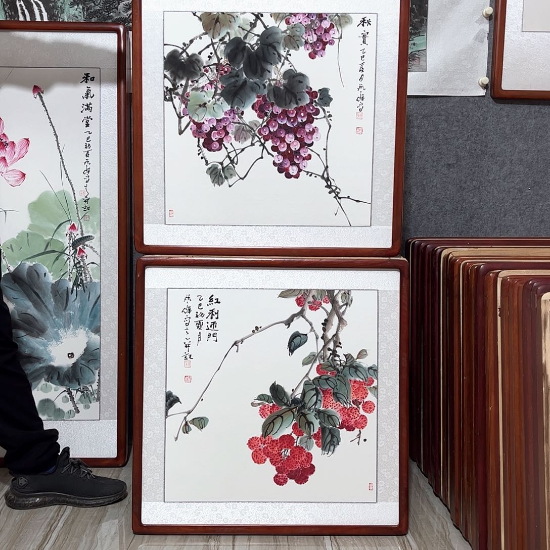 国画书画作品带框63×63厘米