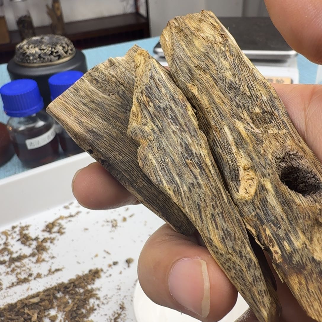 香料棋楠高油块料34克