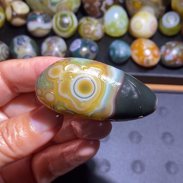 未镶嵌玛瑙/玉髓珠宝半成品152