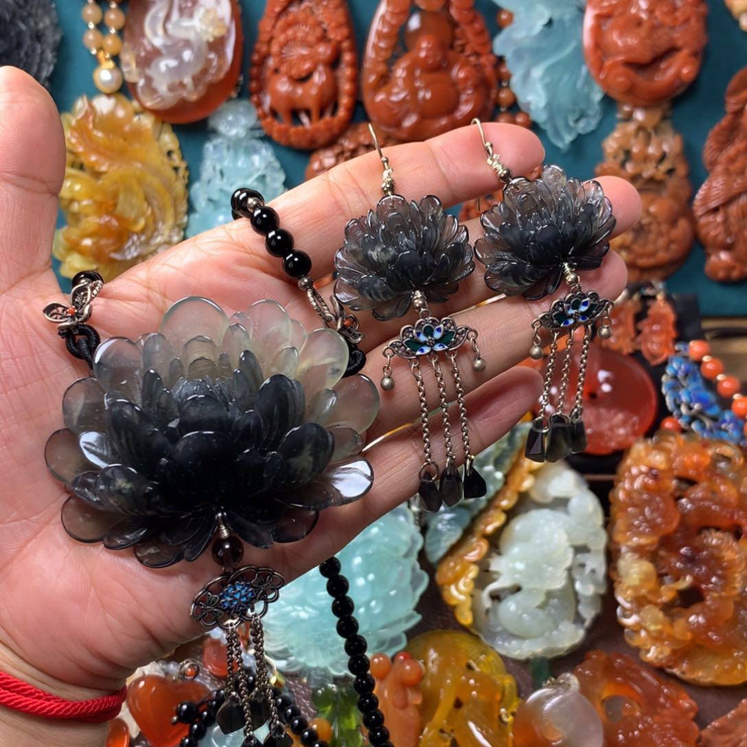 蛇纹石玉耳坠挂坠套装未镶嵌志**走