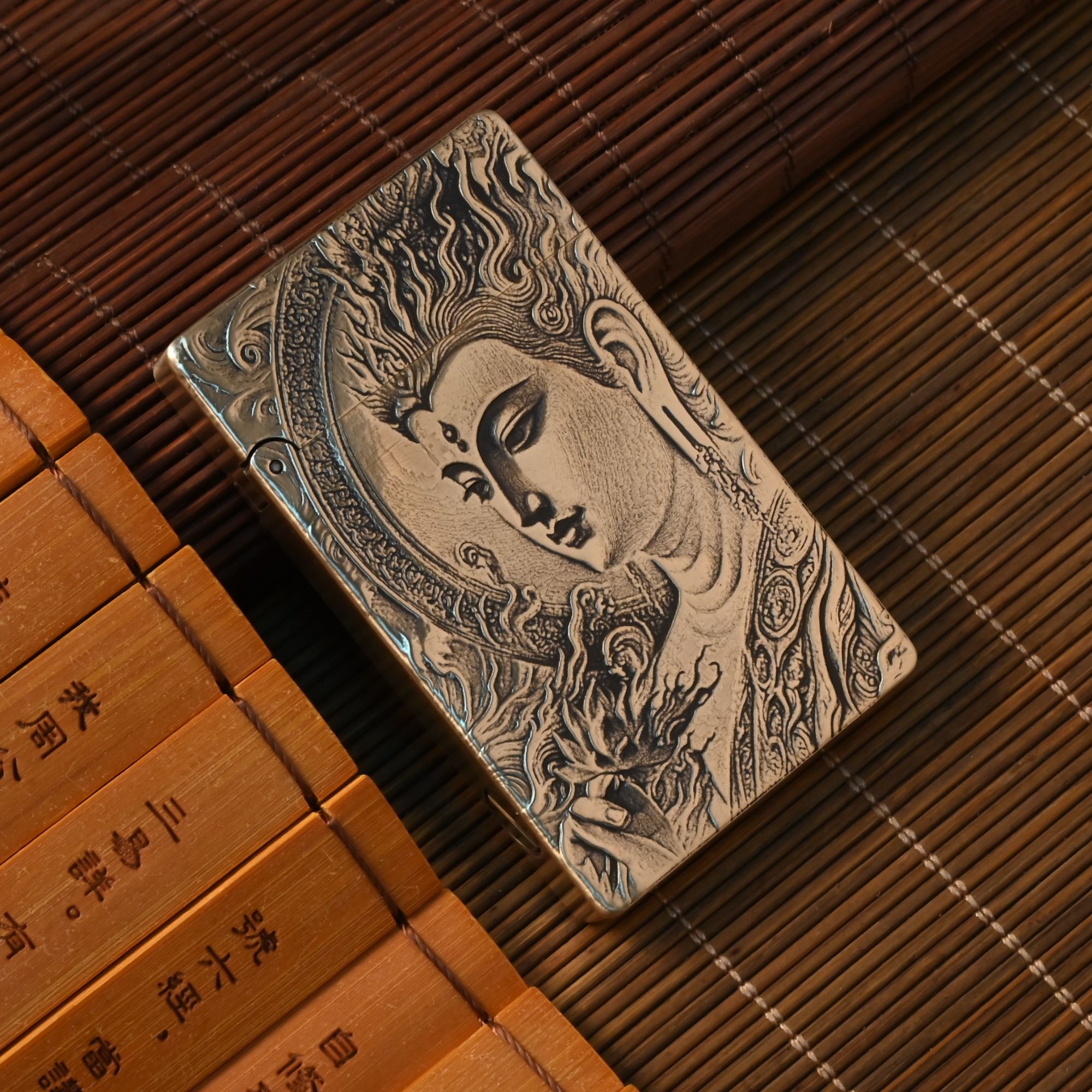 ZORRO佐罗799 【观自在】超薄朗声浮雕黄铜一体男士礼物煤油打火机