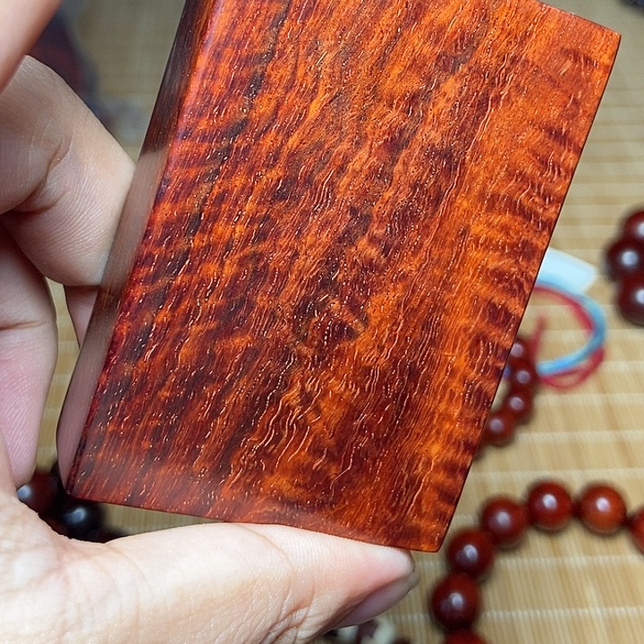 曾***上手串/手链小叶紫檀