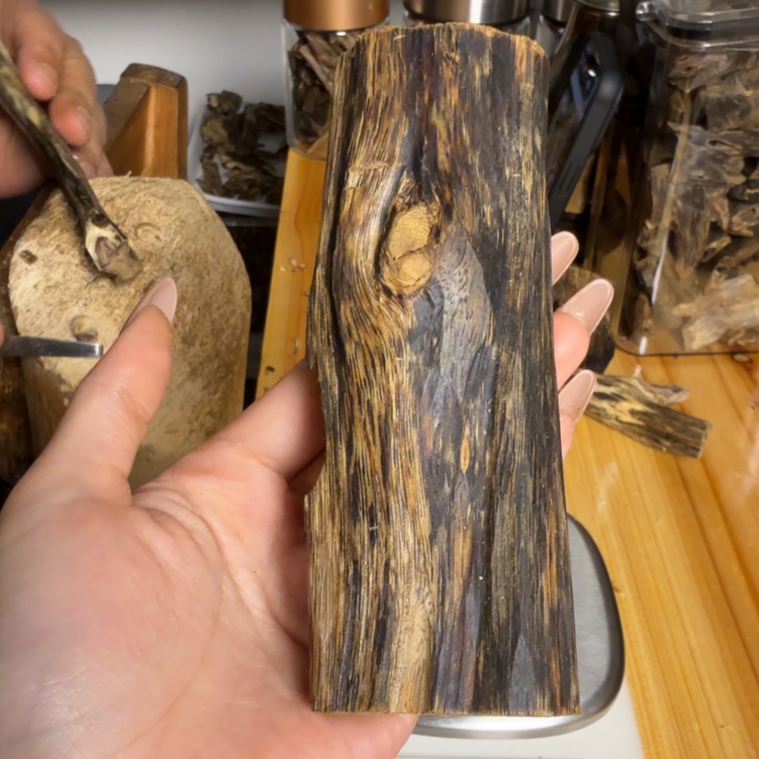 沉香金沙叶虫漏59克