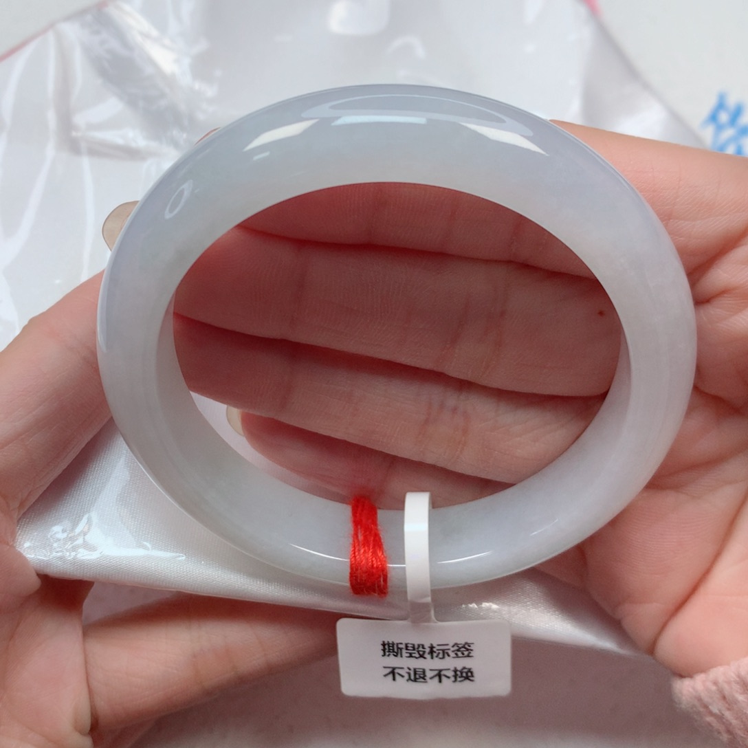 翡翠手镯未镶嵌56.6圈 白月光