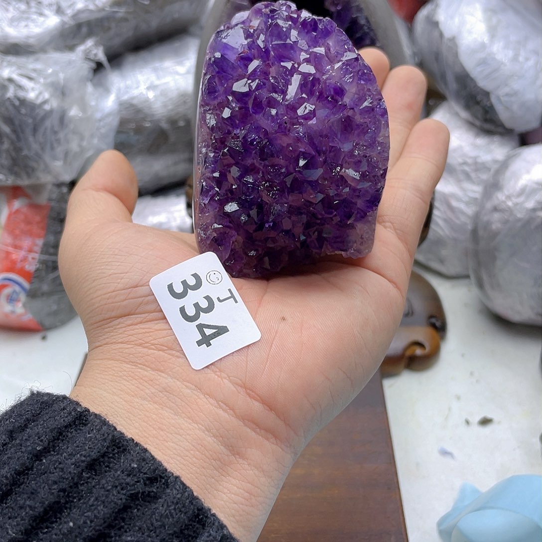 紫晶大型摆件（非配饰）未镶嵌