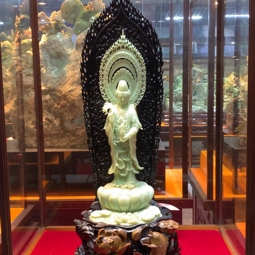 【闪购商品】蛇纹石玉摆件覆膜未镶嵌