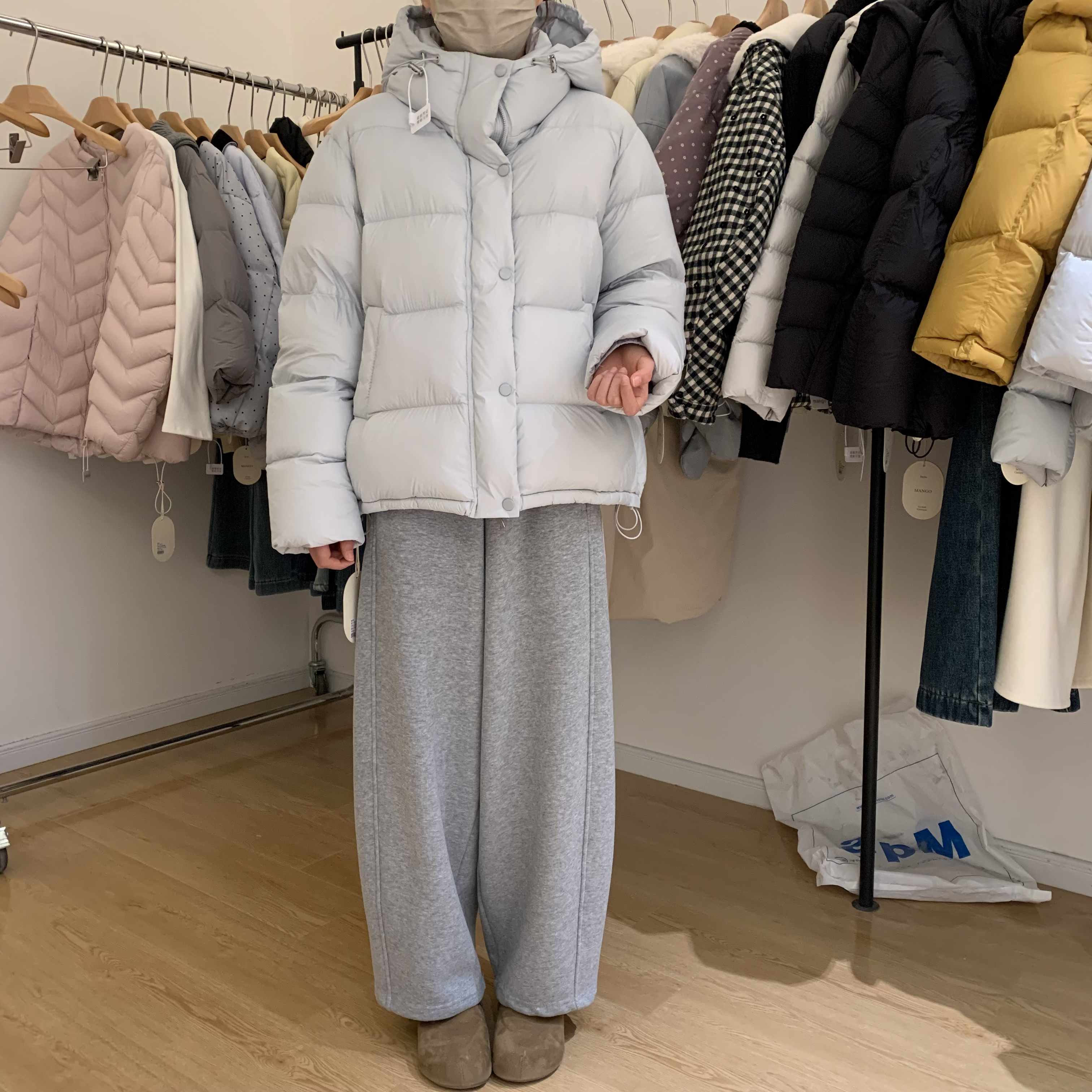 ABOUT MANGO 冬款外套