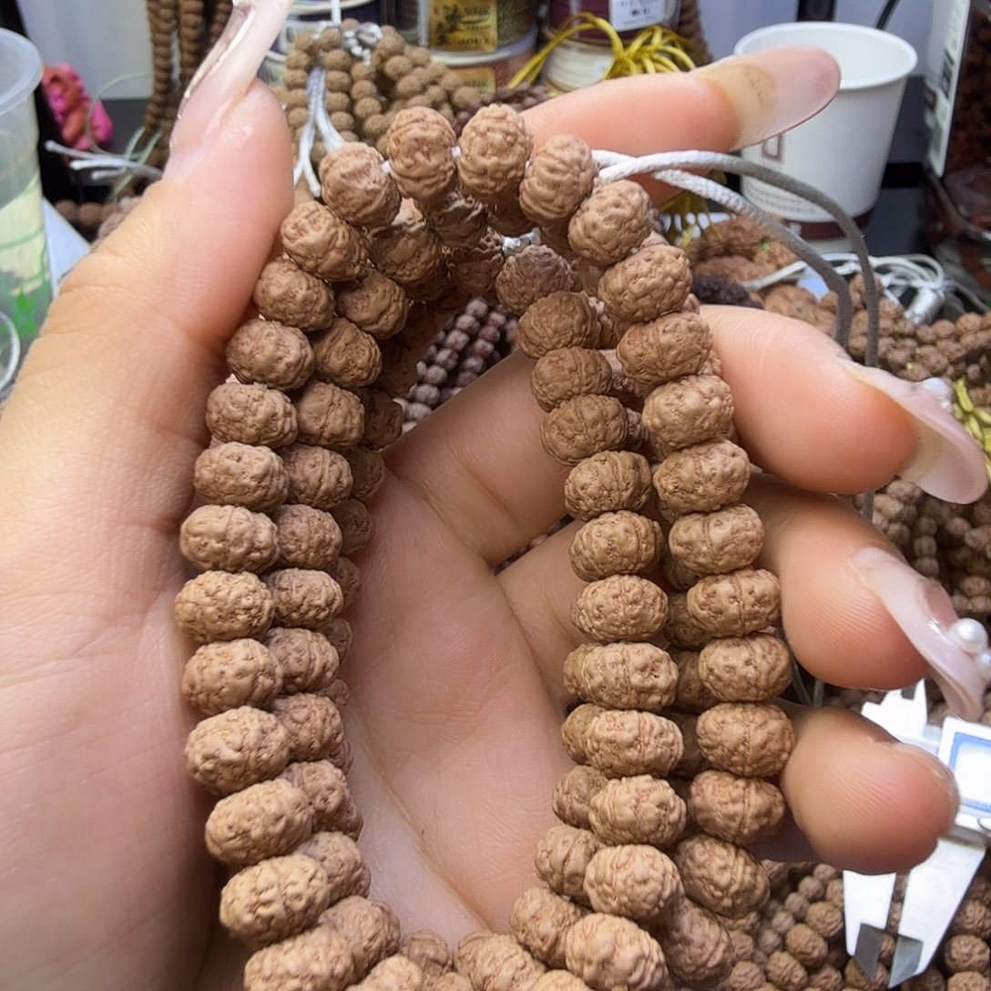 你***样吊坠金刚菩提老树王1条➕藏切2条➕黑金线1轴