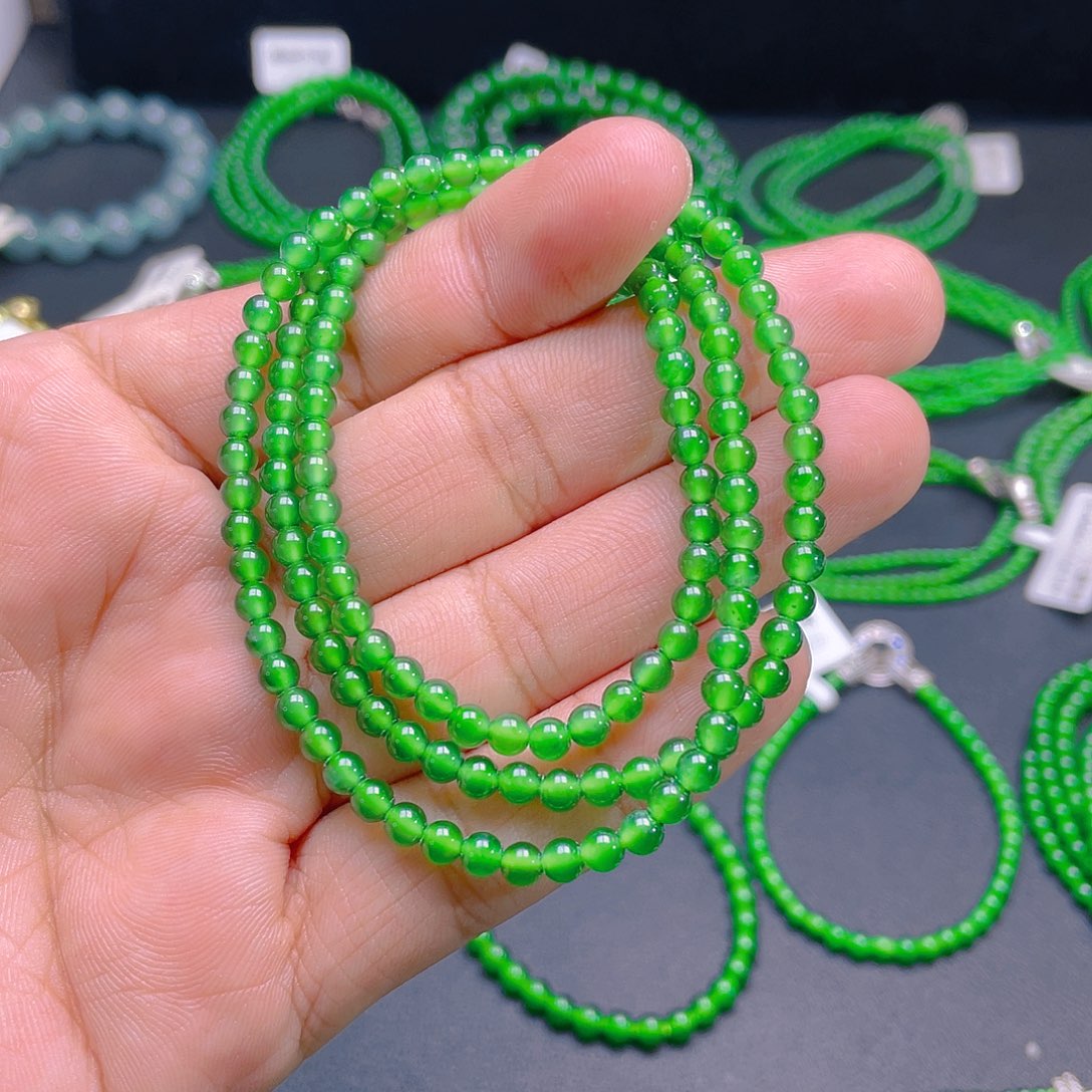 颈饰未镶嵌翡翠A货卡4