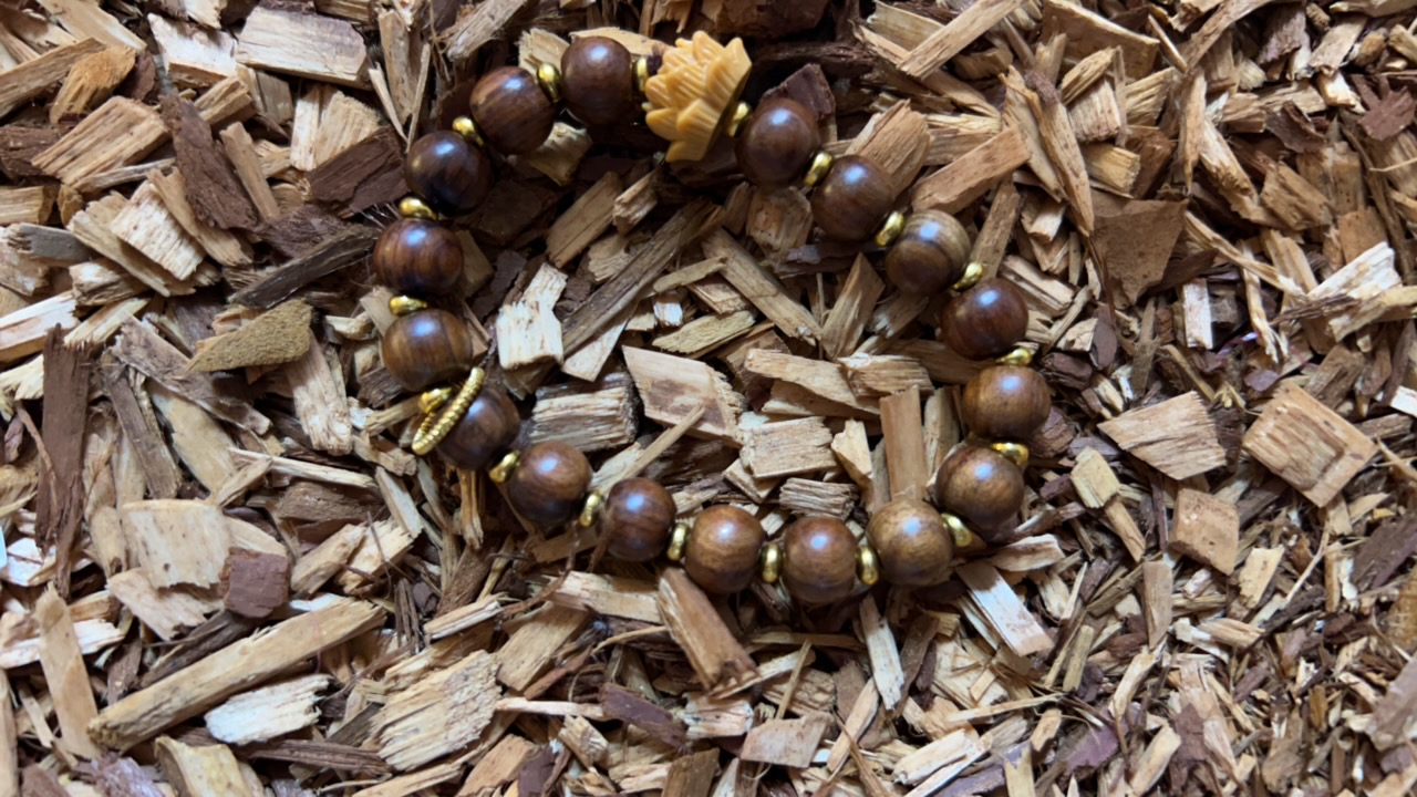 沉香r28福来精选高端文玩