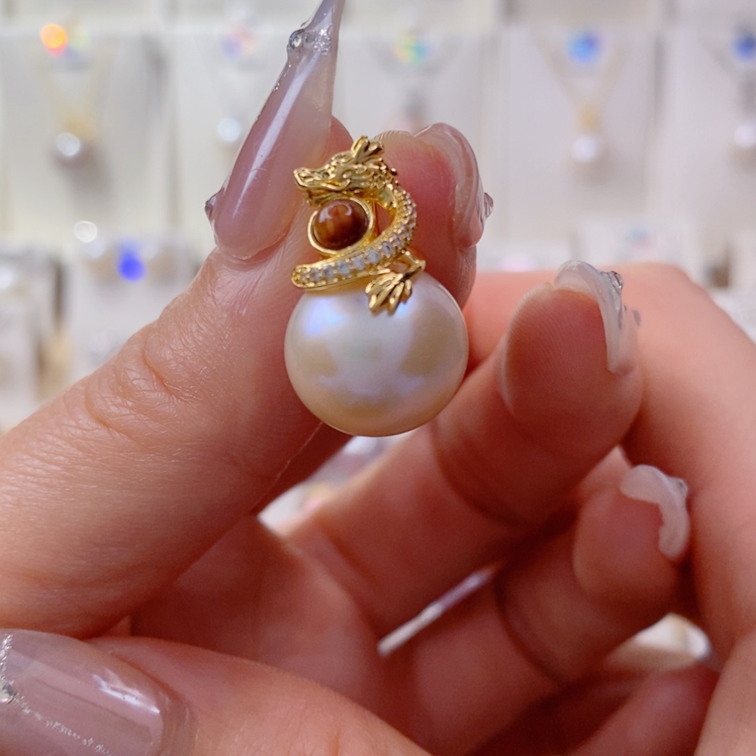 淡水珍珠未镶嵌吊坠(赠链)