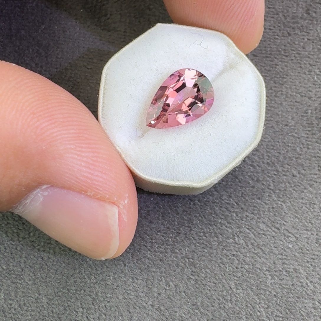 碧玺珠宝奇石未镶嵌2.29ct