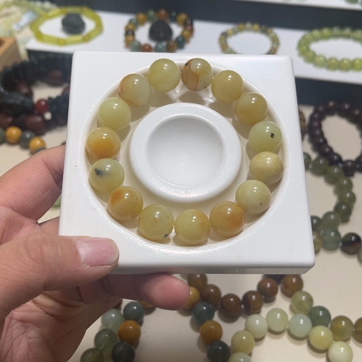 蛇纹石玉未镶嵌手链卡14微瑕