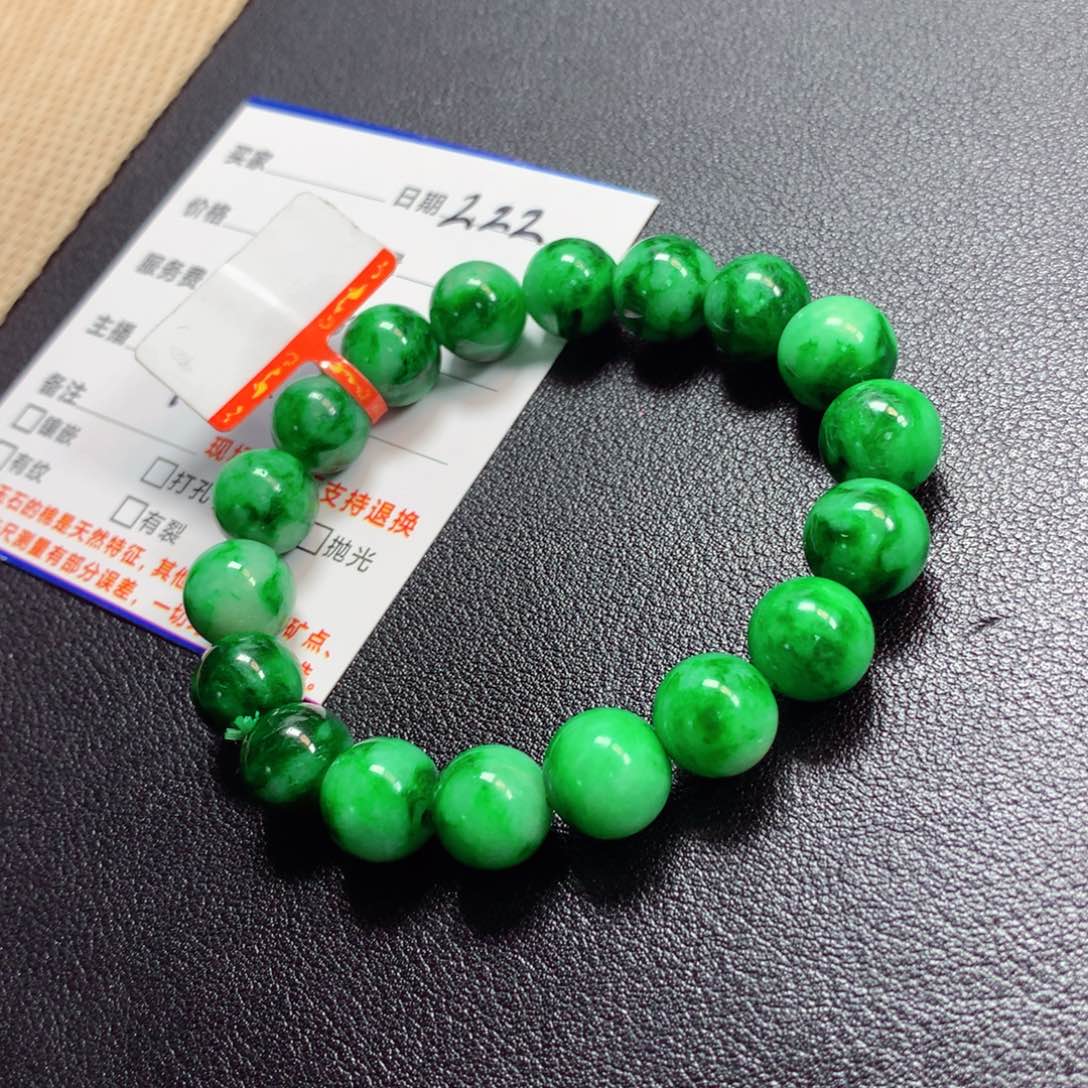 翡翠颈饰未镶嵌手串