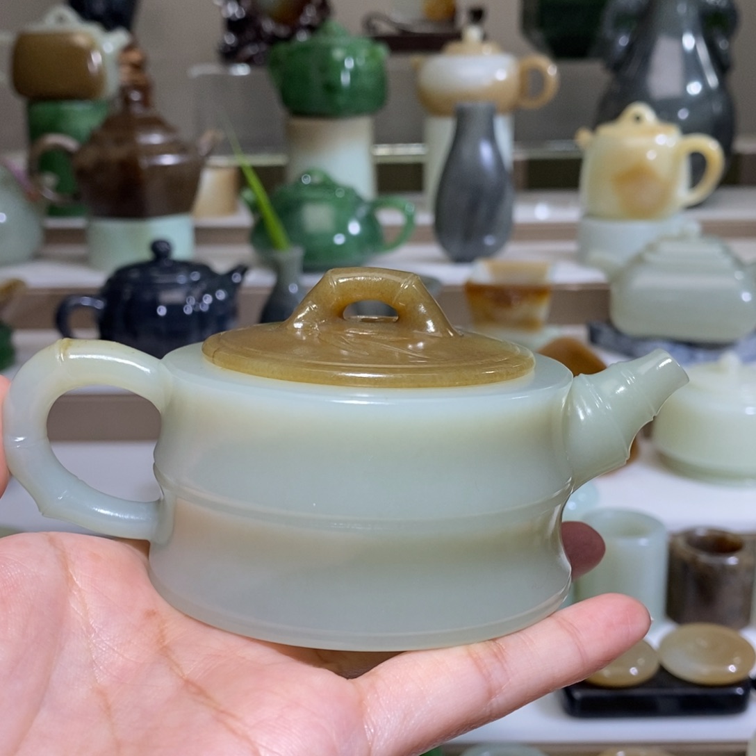 和田玉把件未镶嵌爱*?糖白竹节壶100ML