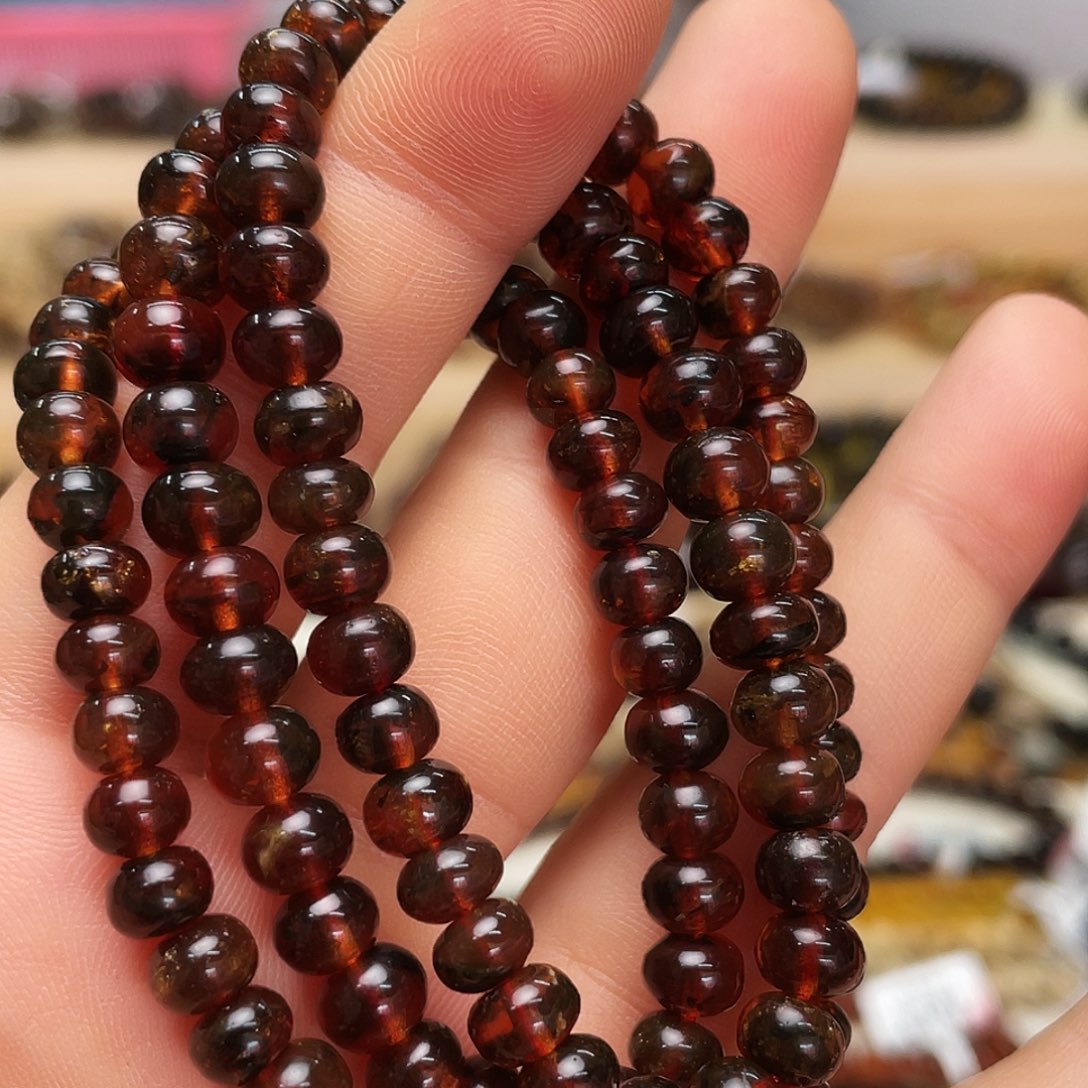 未镶嵌琥珀裸石六71189