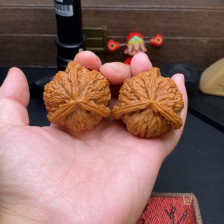 Y***Y把件文玩核桃白奔