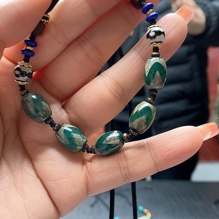 玛瑙/玉髓颈饰合金