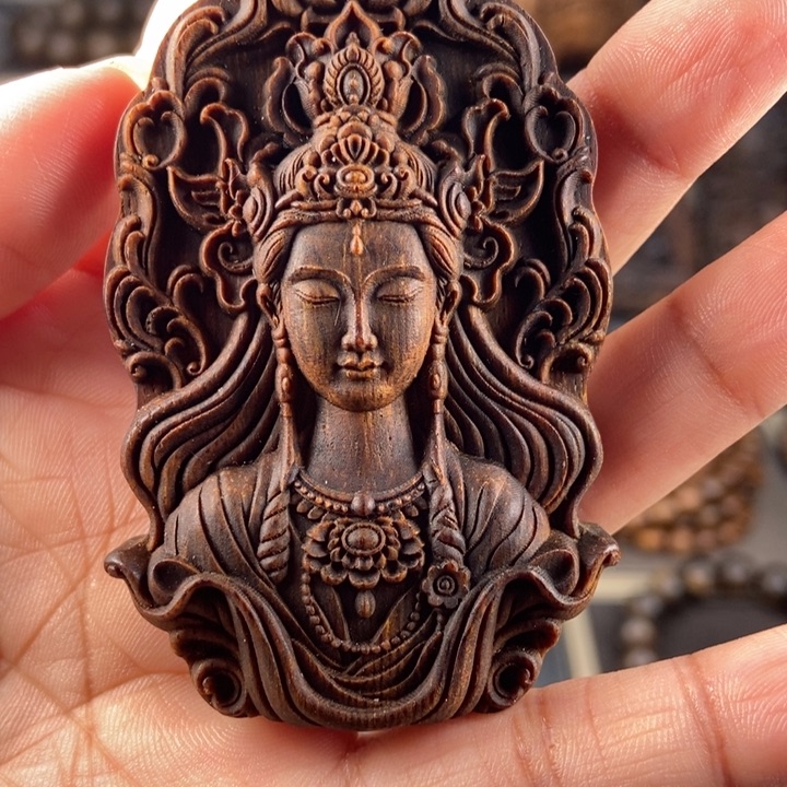 沉香木吊坠尽**驭越南芽庄富森红土