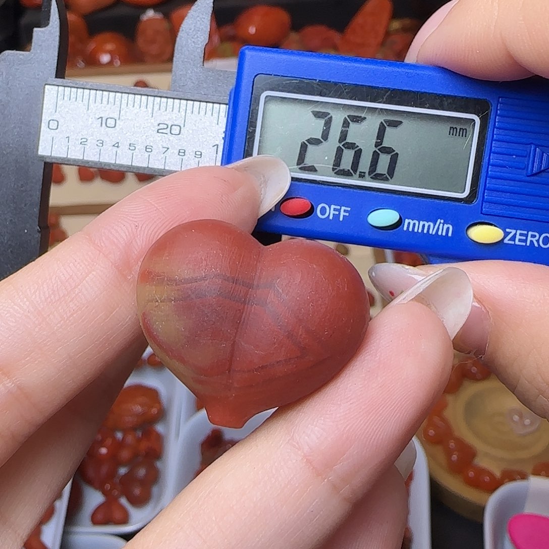 南红玛瑙未镶嵌颈饰