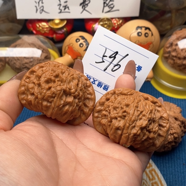 文玩核桃把件596号49白狮子