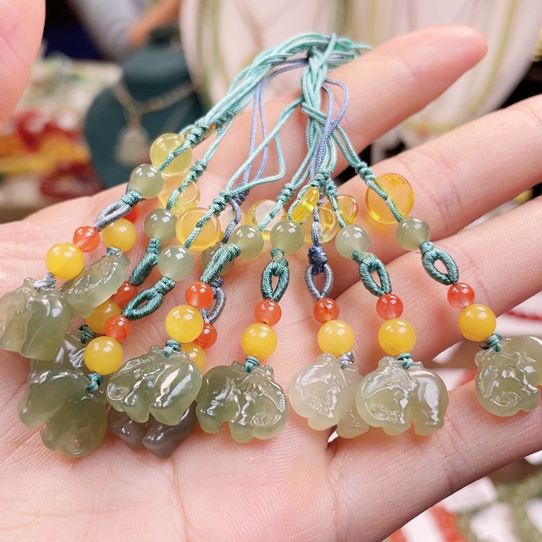 和田玉手链未镶嵌多样性发一